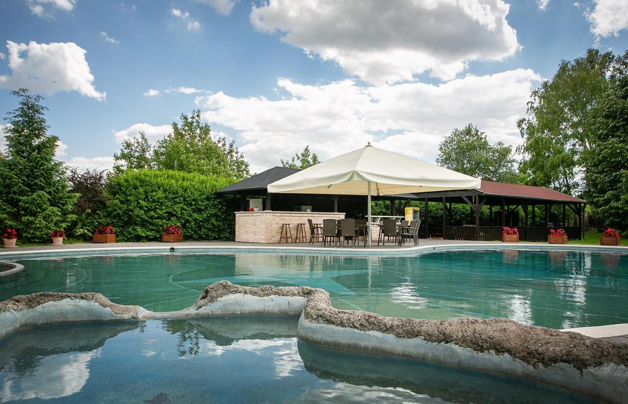 Forras Vendeghaz Villa Dunaegyhaza Luaran gambar