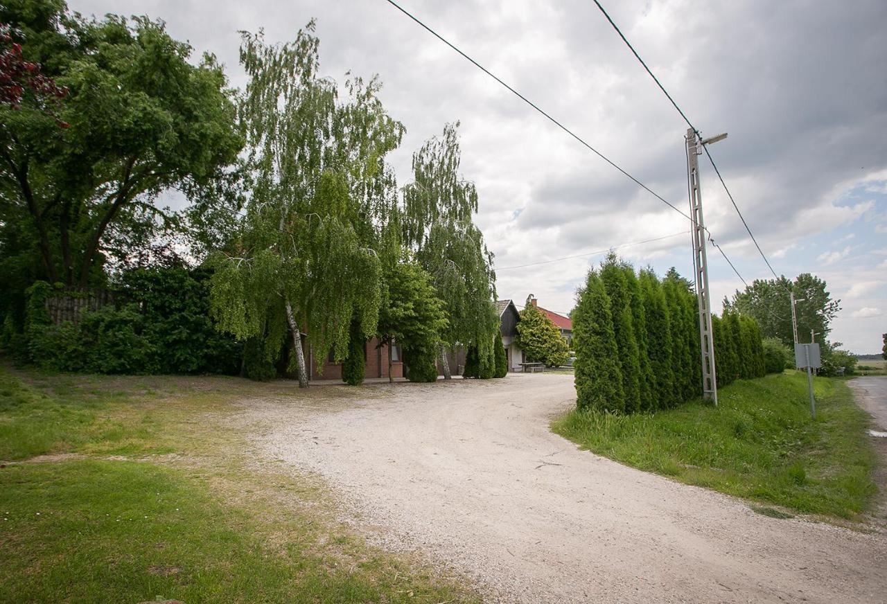Forras Vendeghaz Villa Dunaegyhaza Luaran gambar