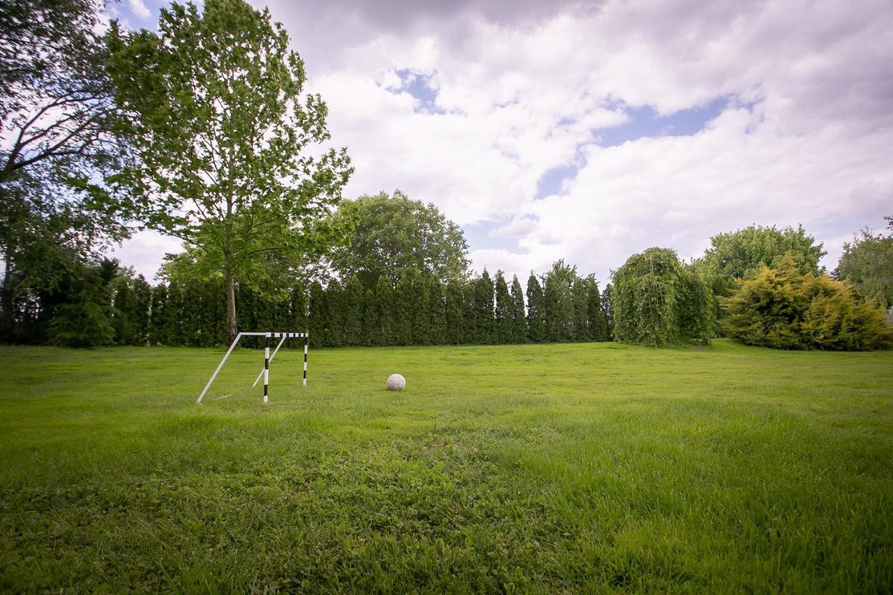 Forras Vendeghaz Villa Dunaegyhaza Luaran gambar