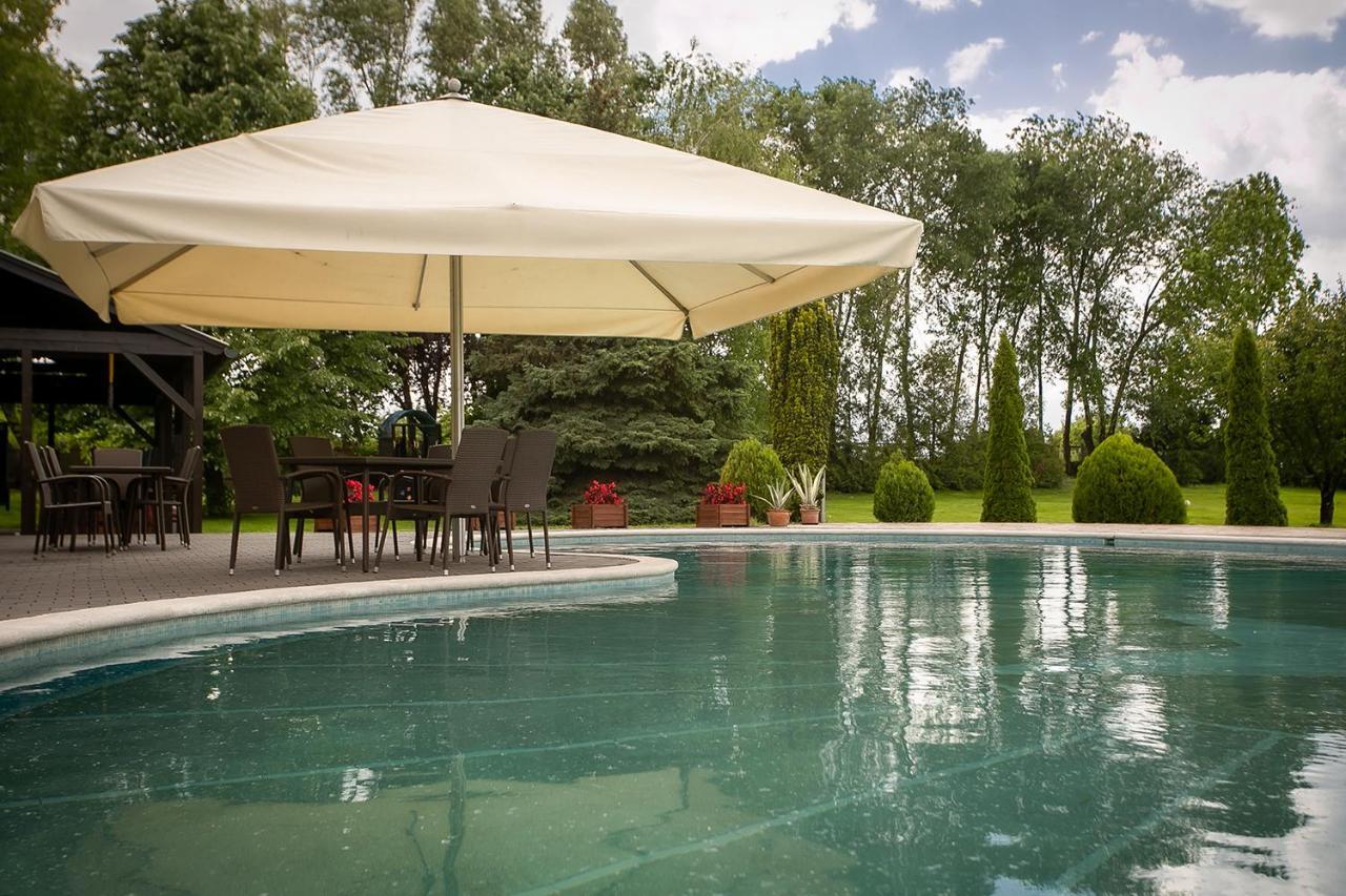 Forras Vendeghaz Villa Dunaegyhaza Luaran gambar