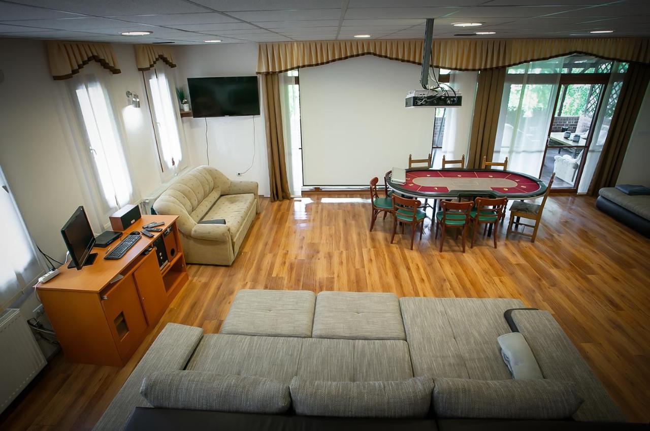 Forras Vendeghaz Villa Dunaegyhaza Luaran gambar